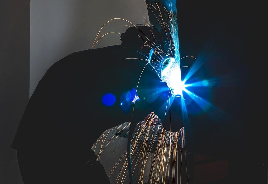 Manufacturing Engineer Victor Reinhart